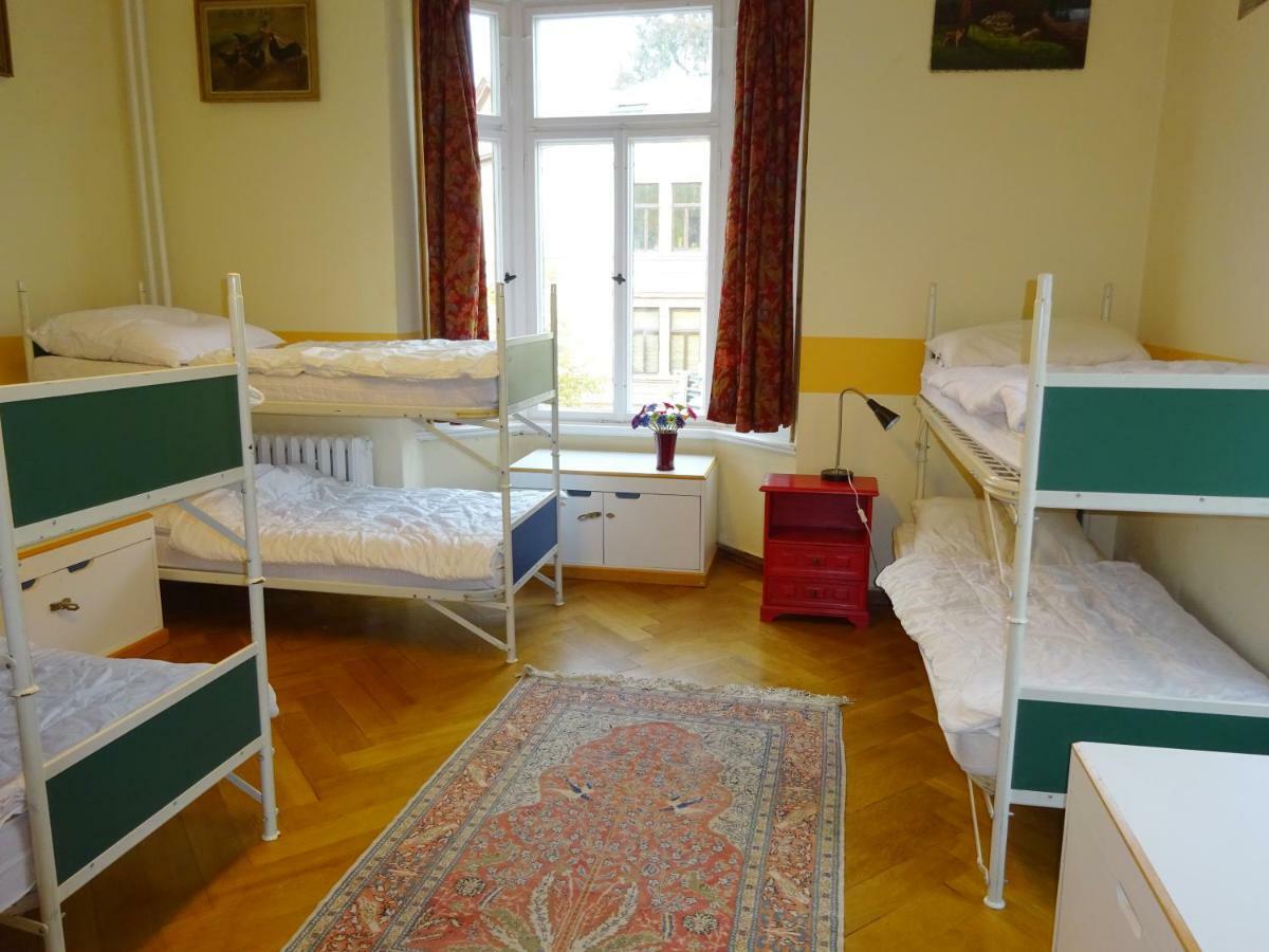Hummel Hostel - Historische Stadtvilla Mit Garten Weimar  Bagian luar foto