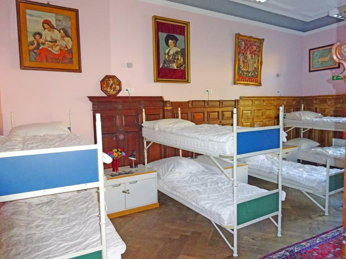 Hummel Hostel - Historische Stadtvilla Mit Garten Weimar  Bagian luar foto
